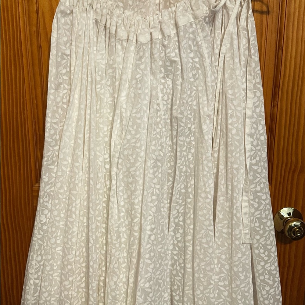 Kate Austin white cherry skirt